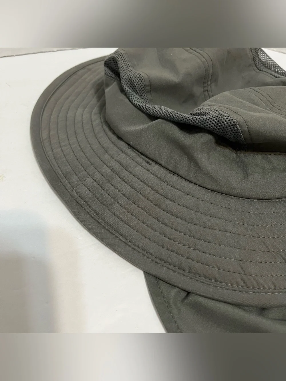 Wide-Brim Outdoor Sun Hat in Olive Green backflap fishing hiking cap